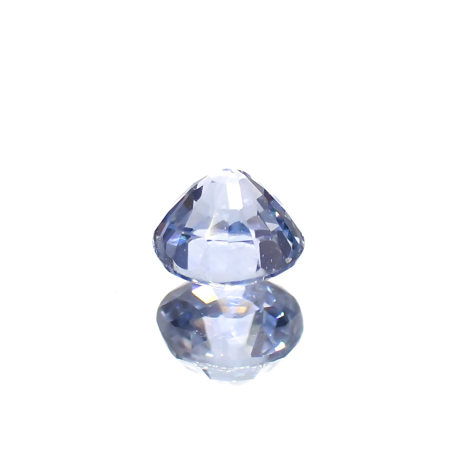 アイスブルーサファイア(宝石名サファイア)スリランカ/マダガスカル産 0.34ct 識別済[230722699]3.9x3.8mm前後