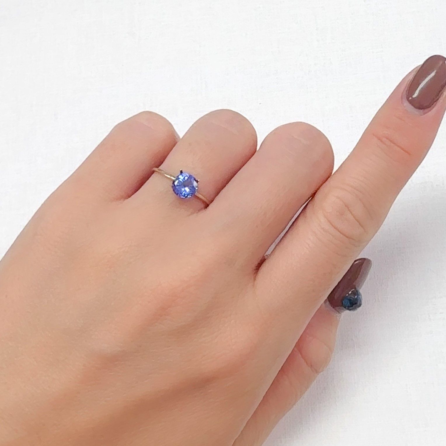 タンザナイト(宝石名タンザナイト)タンザニア産 0.86ct 識別済[240628333]6.1x6.1mm前後