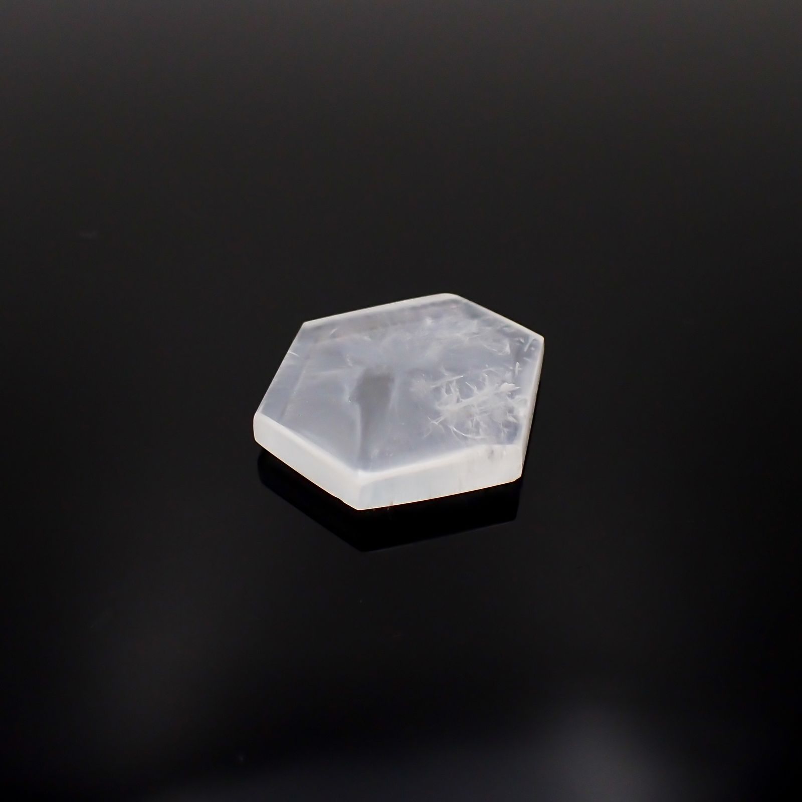 トラピッチェクォーツ 偏光板2枚付き コロンビア・ボヤカ産 30.52ct[230321111]26x23.2mm前後