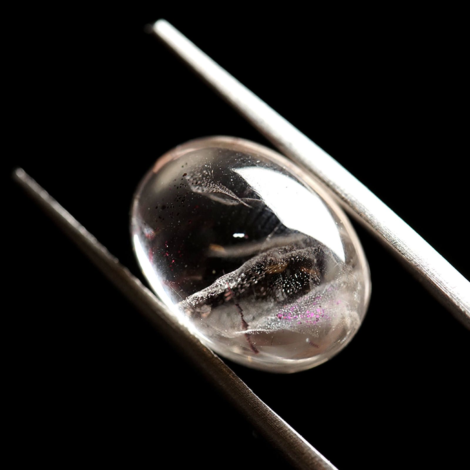 ティンカーベルクォーツ(ピンクファイヤークォーツ) ブラジル産 ルース 6.70ct[20032086]13.3×10mm前後