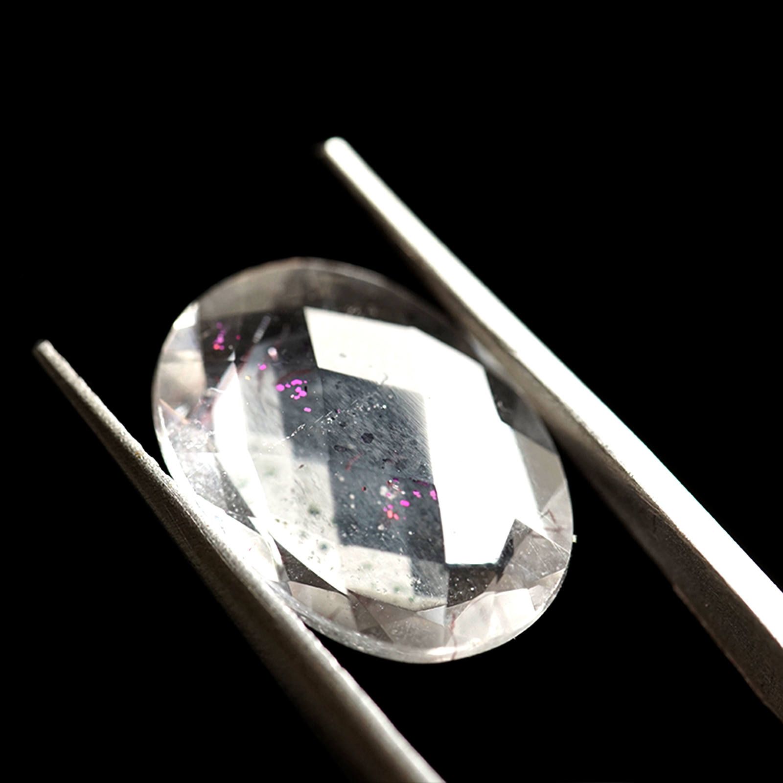 ティンカーベルクォーツ(ピンクファイヤークォーツ) ブラジル産 ルース 4.28ct[20032087]14.8×10.8mm前後