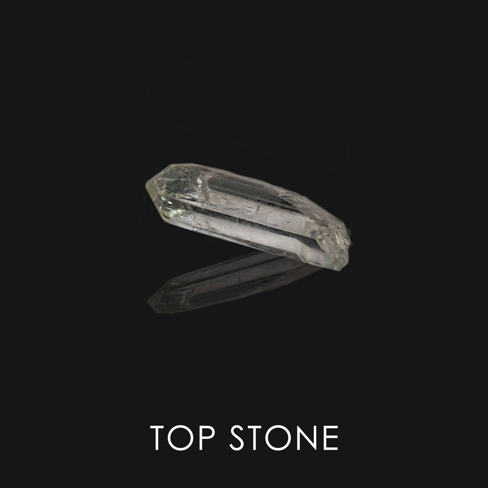 ジェレメジェバイト ナミビア産 原石・結晶 1.90ct[20042179]13.5×4.2mm前後