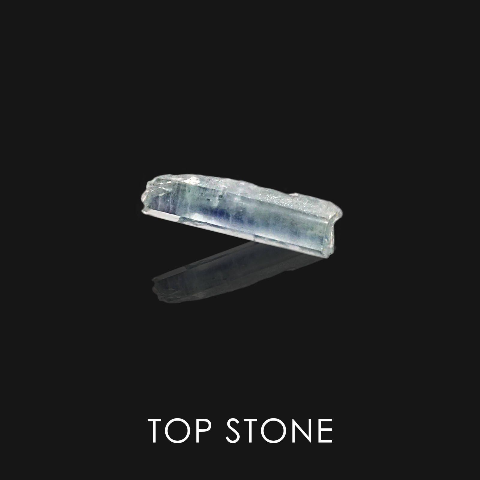 ジェレメジェバイト ナミビア産 原石・結晶 1.46ct[20042178]13.7×3.5mm前後