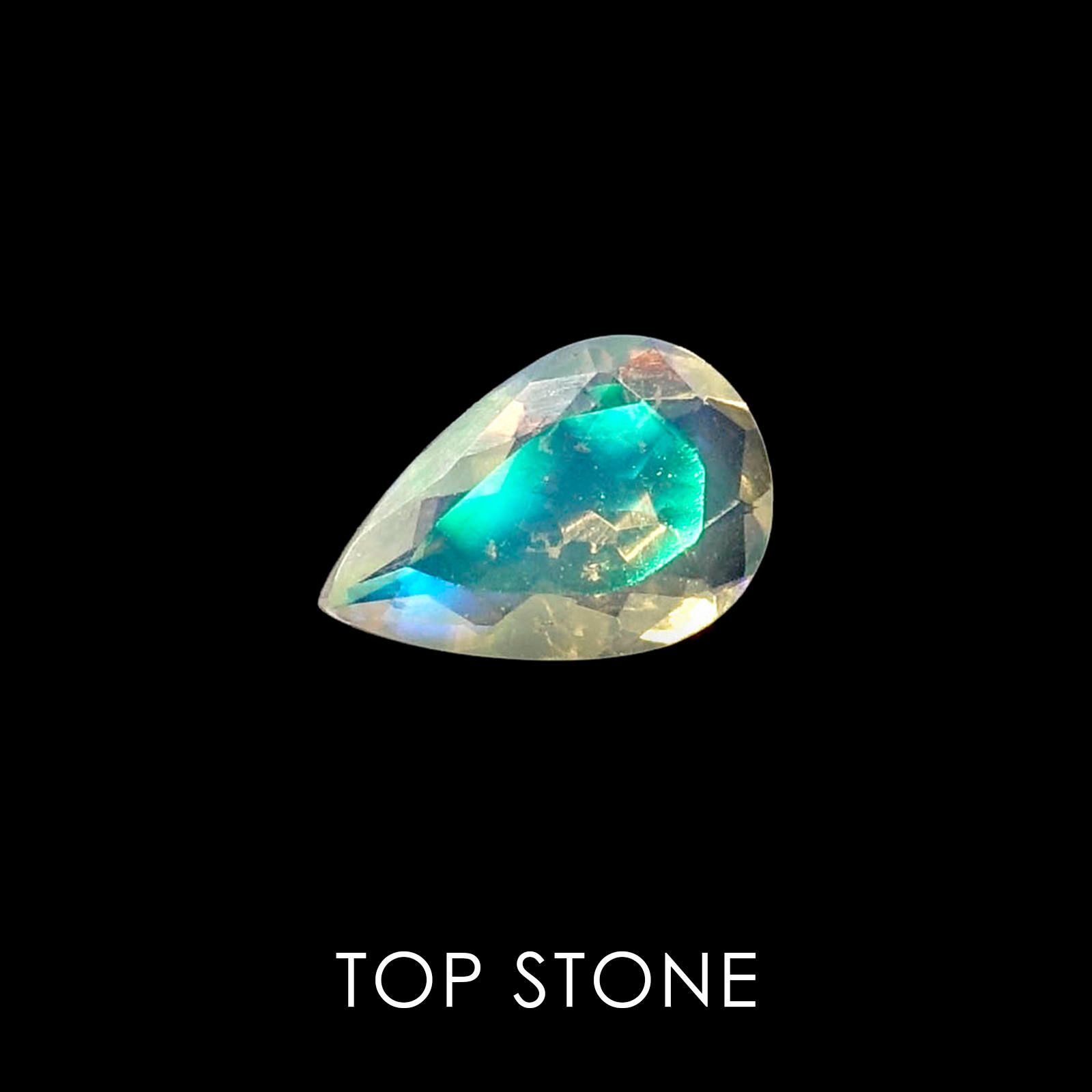 エチオピアンオパール エチオピア産 ルース 0.76ct[20052420]9.1×6.1mm前後