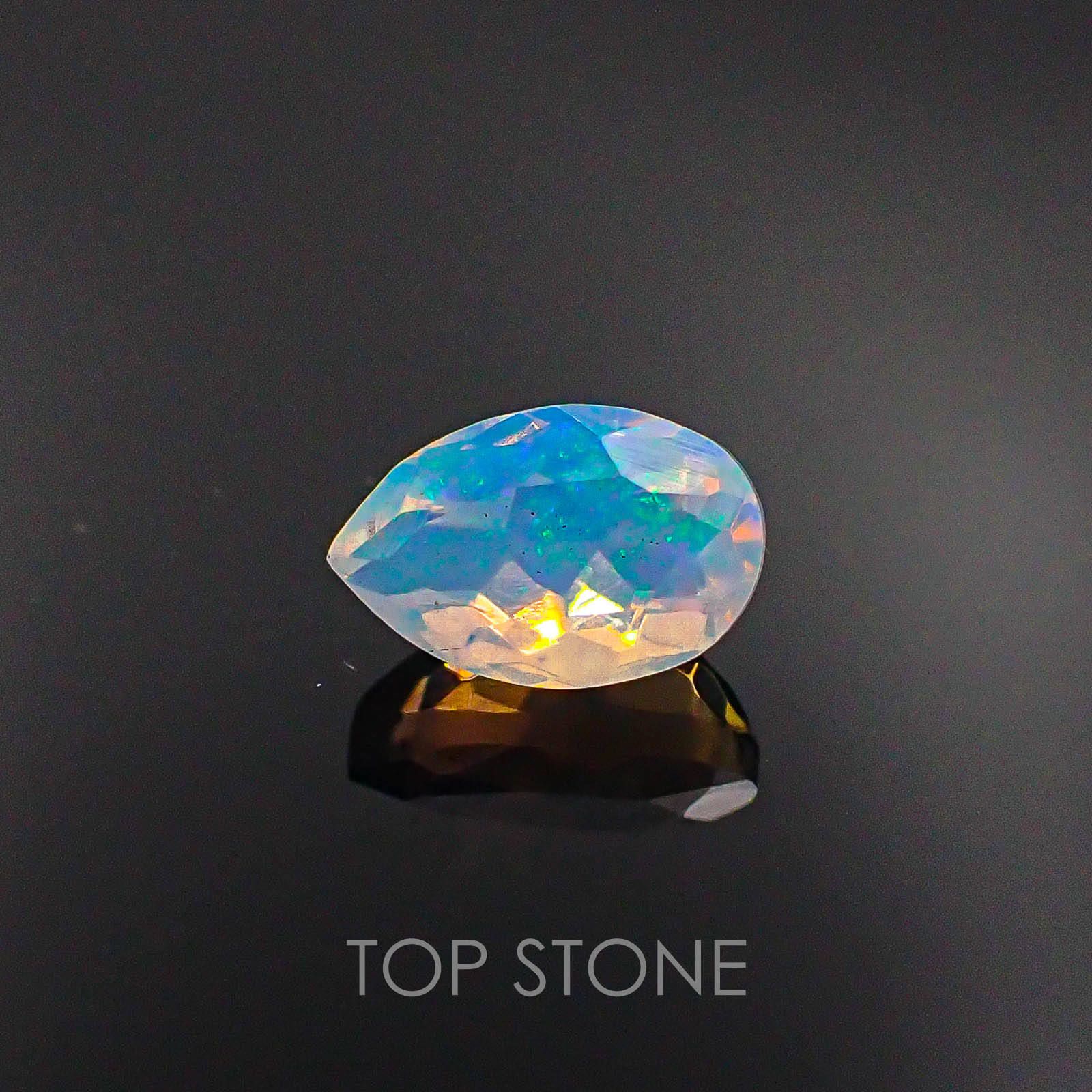 エチオピアンオパール エチオピア産 ルース 0.62ct[20062779]7.6×5mm前後