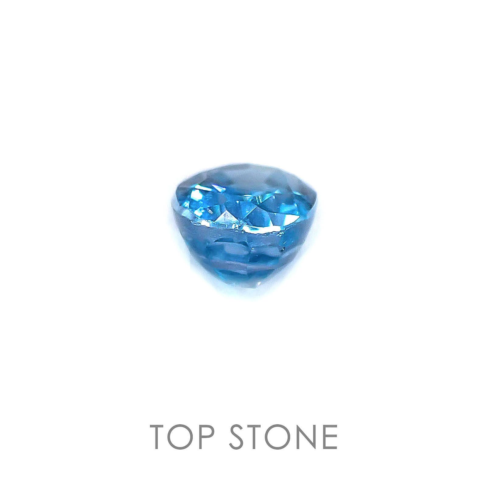 ブルージルコン カンボジア産 ルース 0.8ct[]5.8×4mm前後