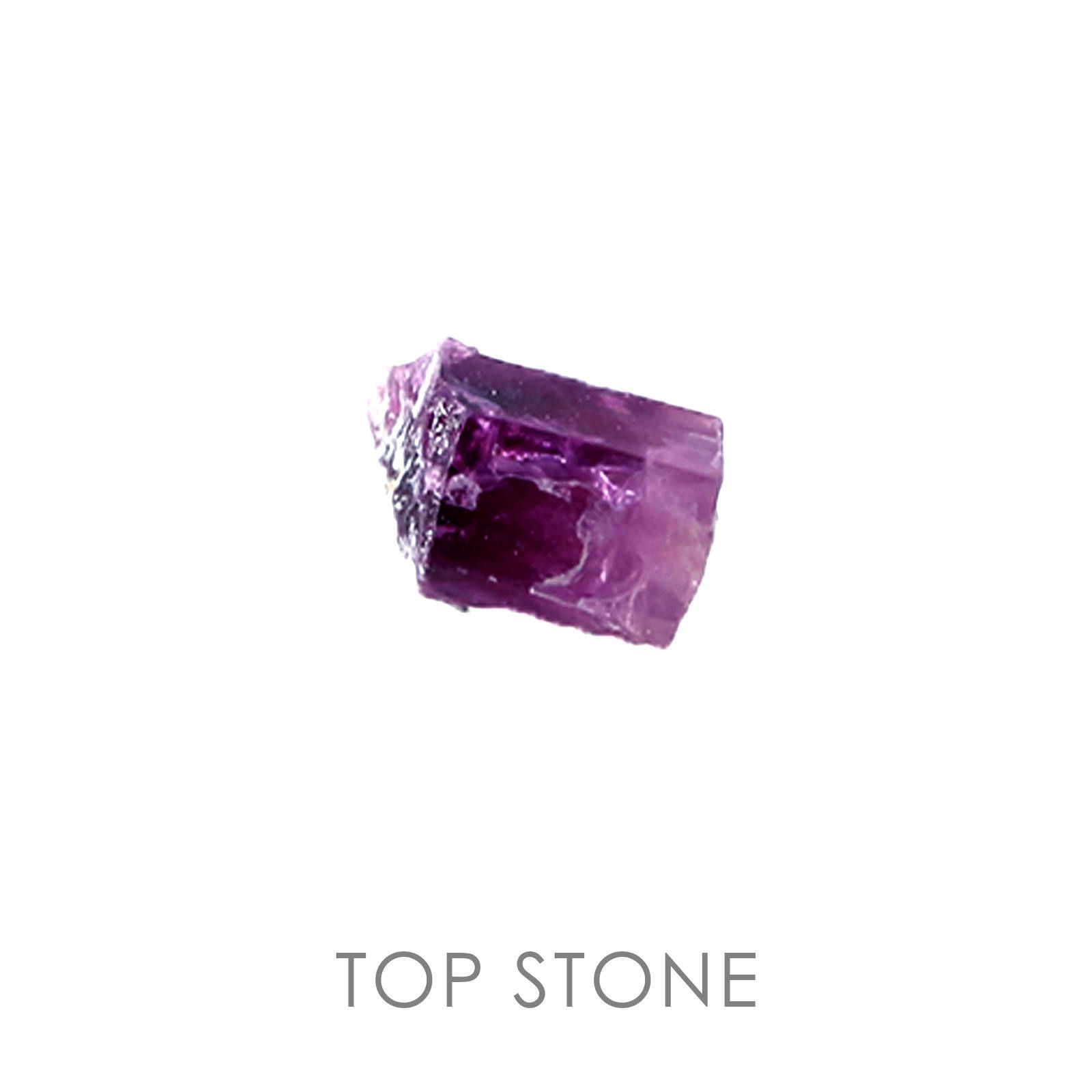 レッドベリル アメリカ・ユタ州産 原石・結晶 0.80ct[20062666]5.5×5.5mm前後