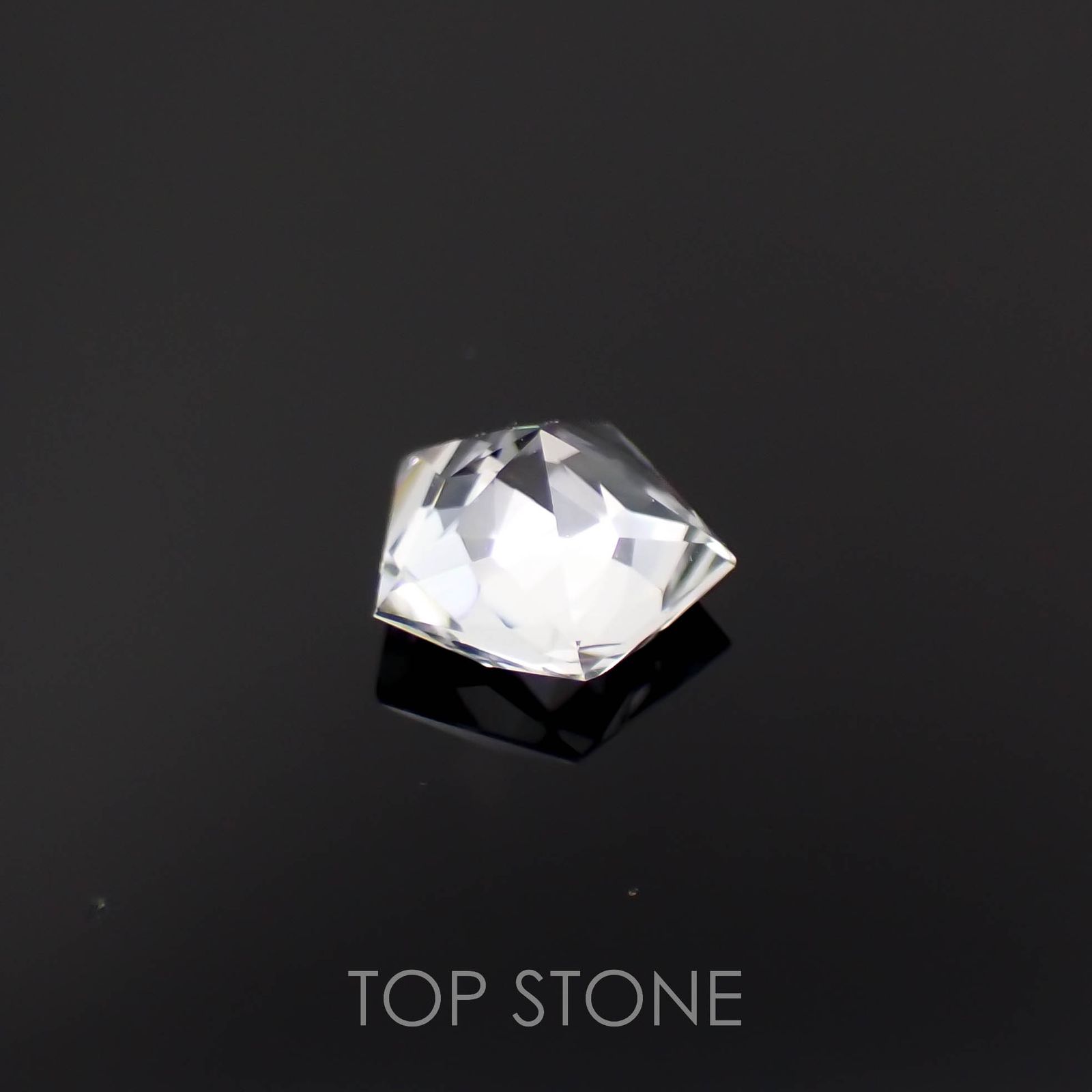 ◇カスタムペンタゴンカット◇ゴッシェナイト(宝石名ゴッシェナイト)ブラジル産 0.43ct 識別済[221219395]5.2x5.4mm前後