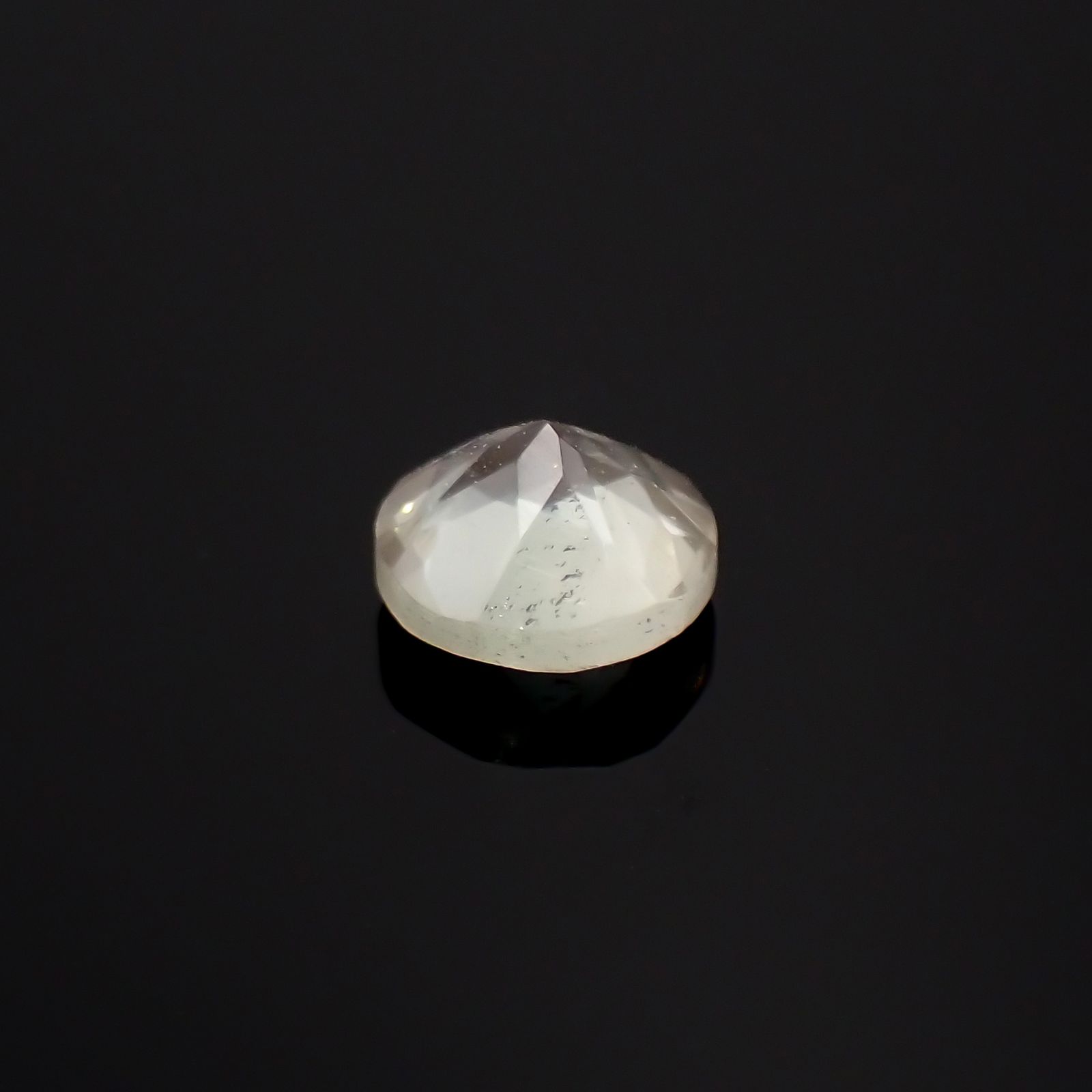 バイカラーオレゴンサンストーン(宝石名バイカラー・ラブラドライト)アメリカ・オレゴン州産 0.47ct 識別済[231124122]5.1x5.1mm前後