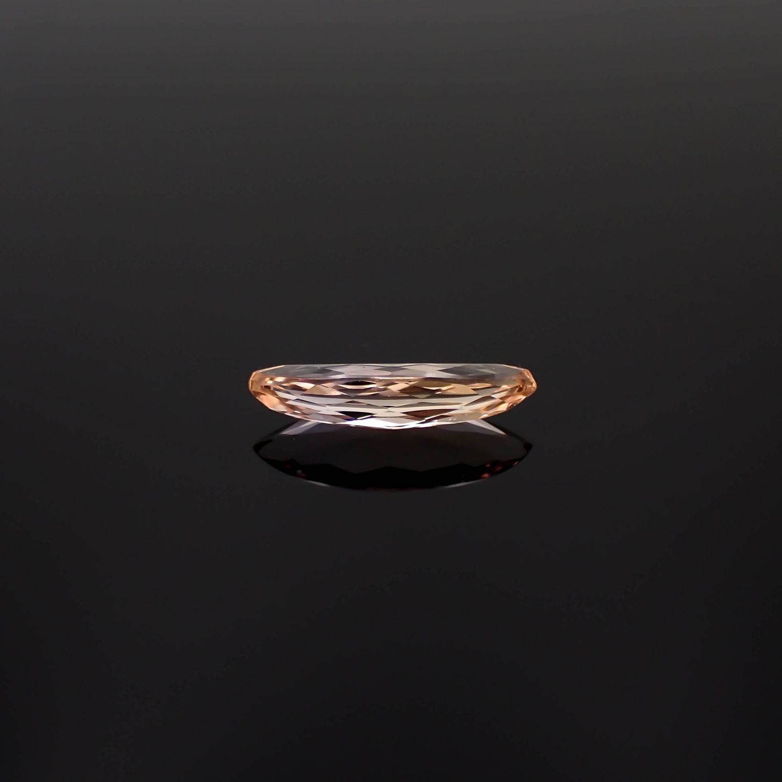 バイカラートパーズ ブラジル産 2.33ct[230521920]16x5.2mm前後