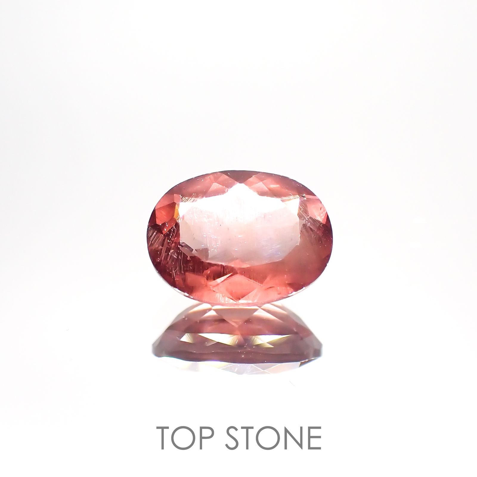 ピンクアパタイト(宝石名アパタイト) ブラジル産 1.53ct 識別済[210913009]8.4×6.3mm前後