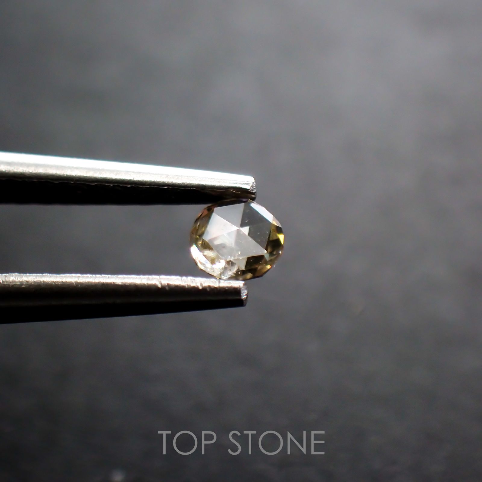 ◇ローズカット◇ダイヤモンド(宝石名ダイアモンド) 0.089ct 識別済 