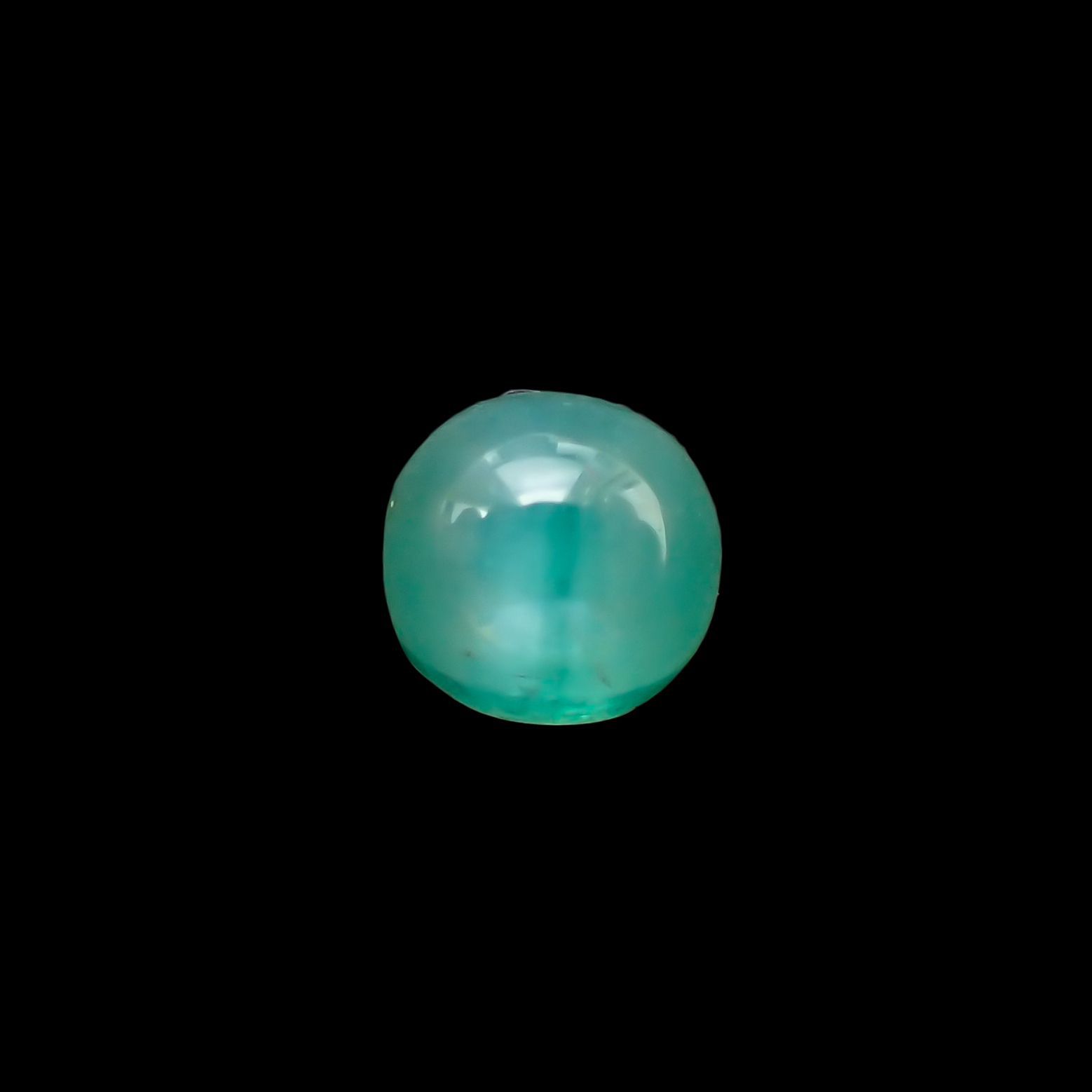 エメラルドキャッツアイ(宝石名エメラルド)コロンビア産 0.87ct 識別済[220115189]5.3x5.1mm前後