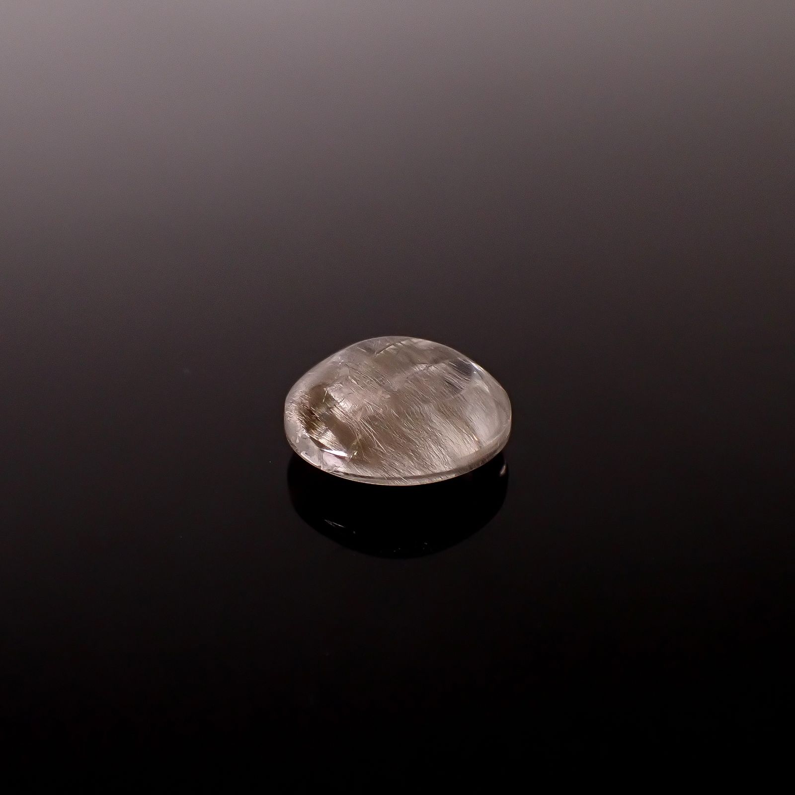 プラチナクォーツ ブラジル産 12.54ct / 16.1x16mm前後 [260131614]