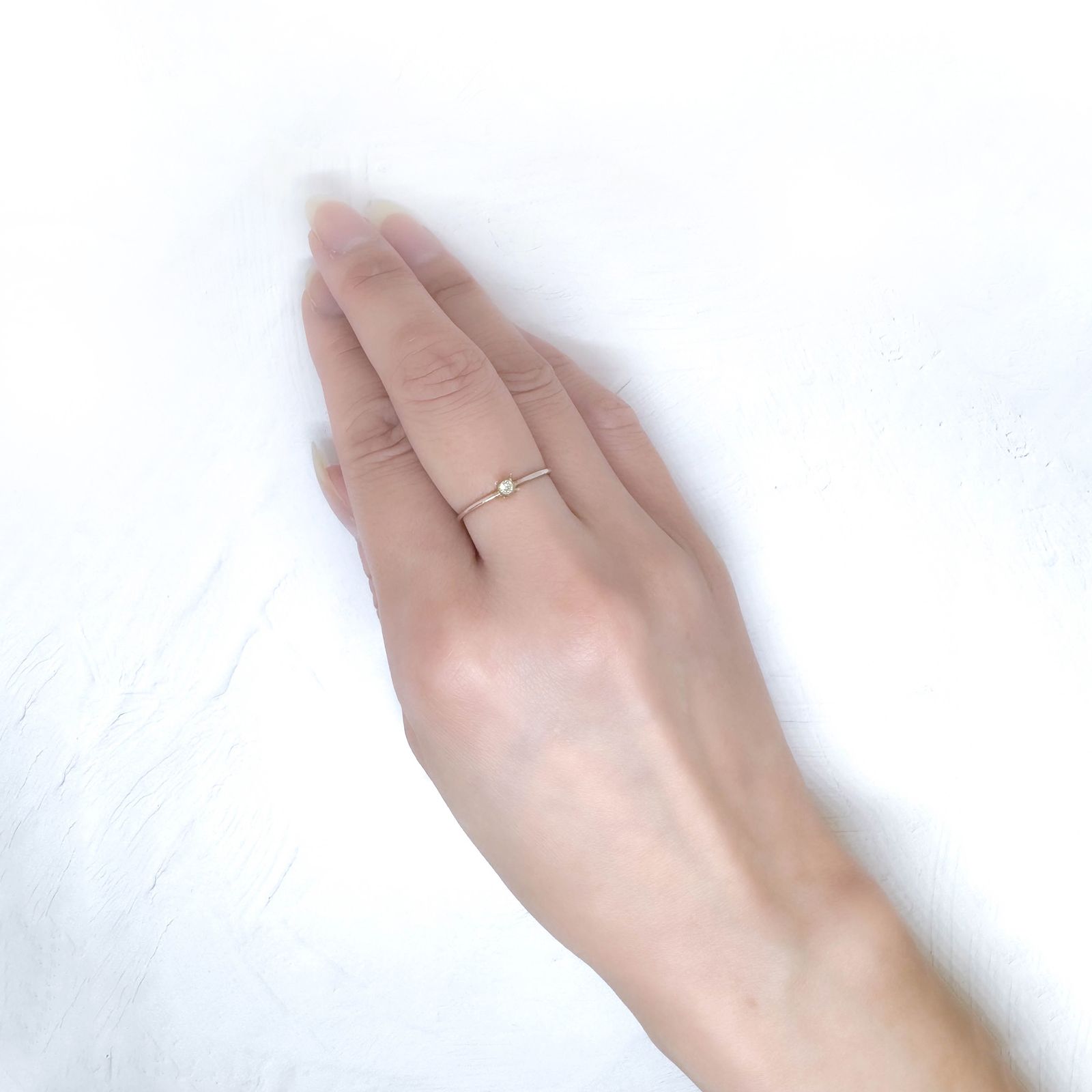 ダイヤモンド SI1-VS ハート&キューピッド 0.044ct / 2.2x2.2mm前後 [251031183]