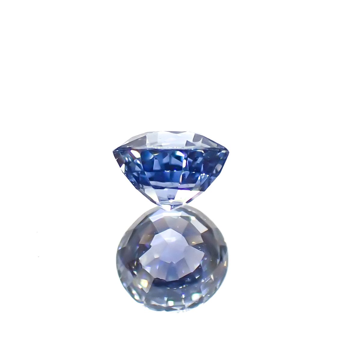 アイスブルーサファイア(宝石名サファイア)スリランカ/マダガスカル産 0.31ct 識別済[230722697]3.8x3.7mm前後