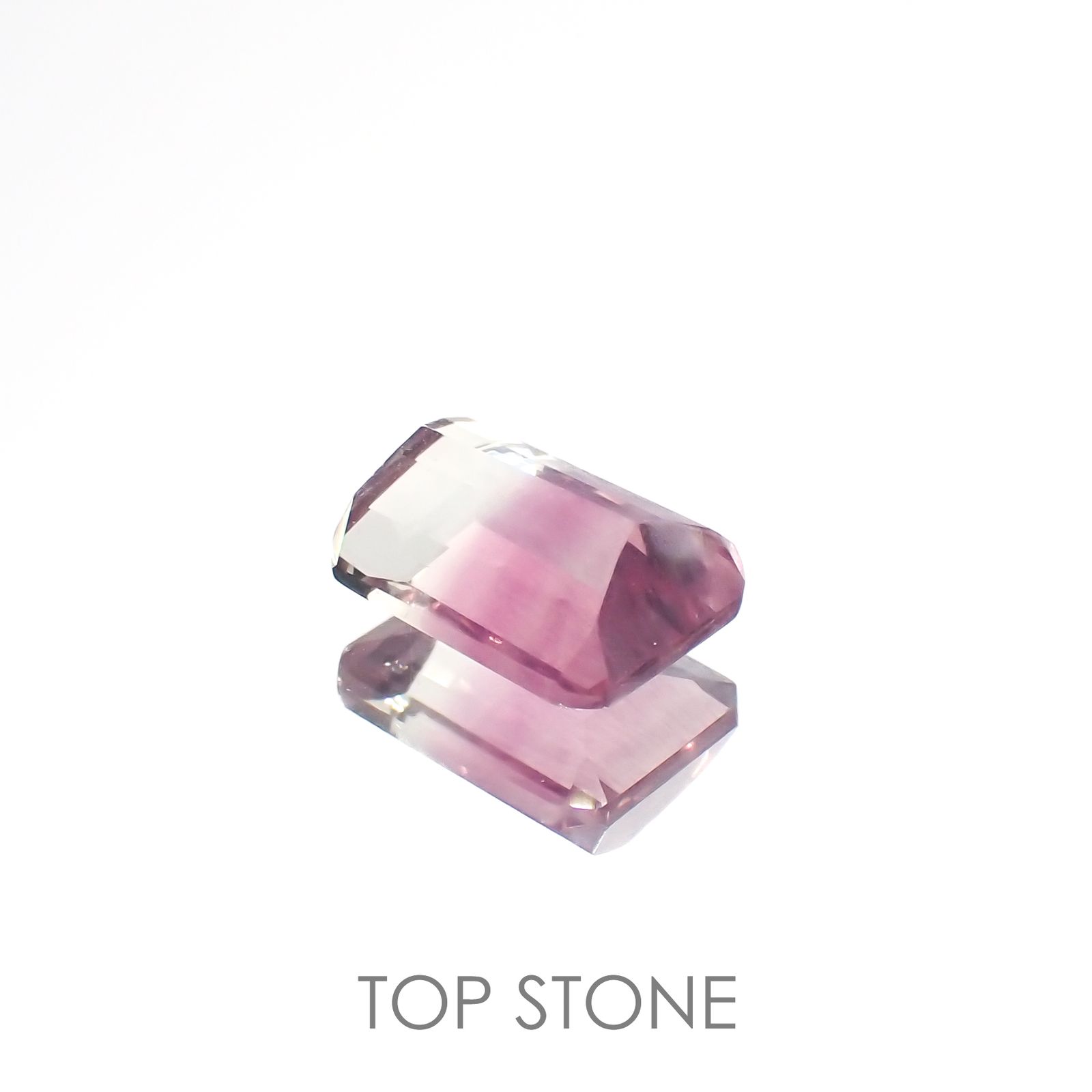 バイカラーフローライト 中国産 1.78ct[220917992]8x6mm前後