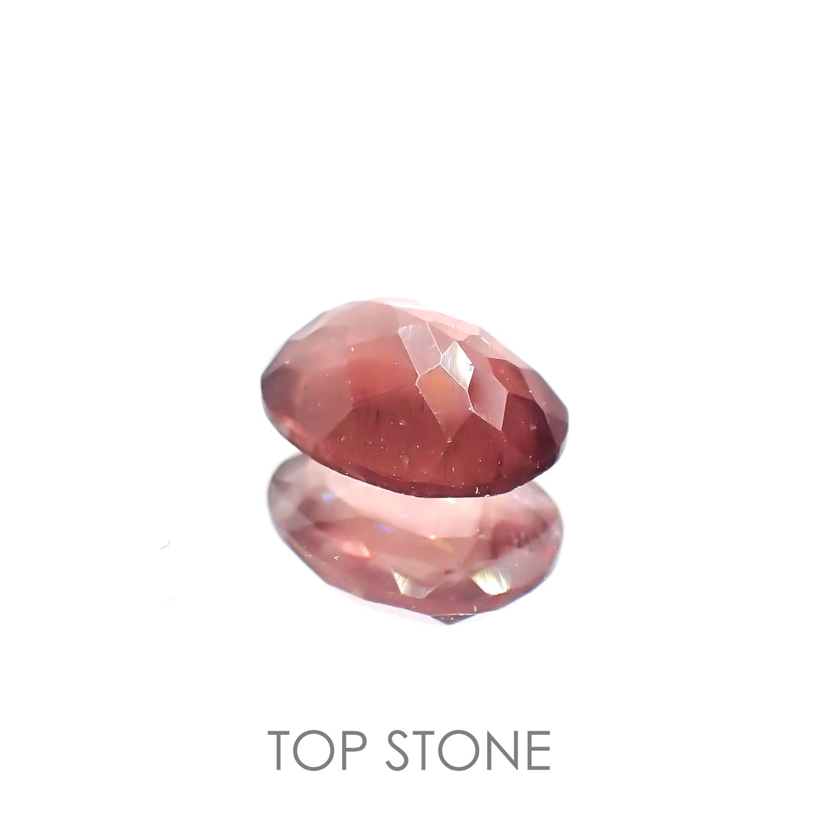 ピンクアパタイト(宝石名アパタイト) ブラジル産 1.53ct 識別済[210913009]8.4×6.3mm前後