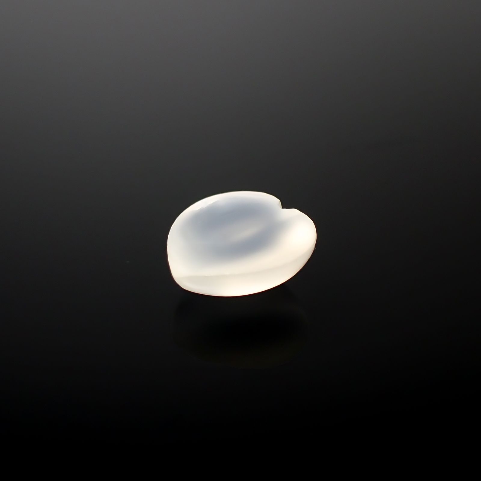 ムーンストーンキャッツアイ インド産 1.45ct[240527758]7.9x7.9mm前後