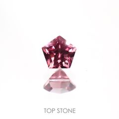 ◇ペンタゴンカット◇マラヤガーネット(宝石名ガーネット)タンザニア産 0.37ct 識別済[220113834]4.1x4.2mm前後
