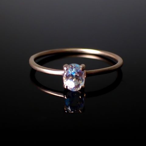 ◇K10リング◇ レインボームーンストーン 0.42ct | オーバル/つや消し仕上げ 4×5mm (15号 / アーム1.0mm) [241229434]