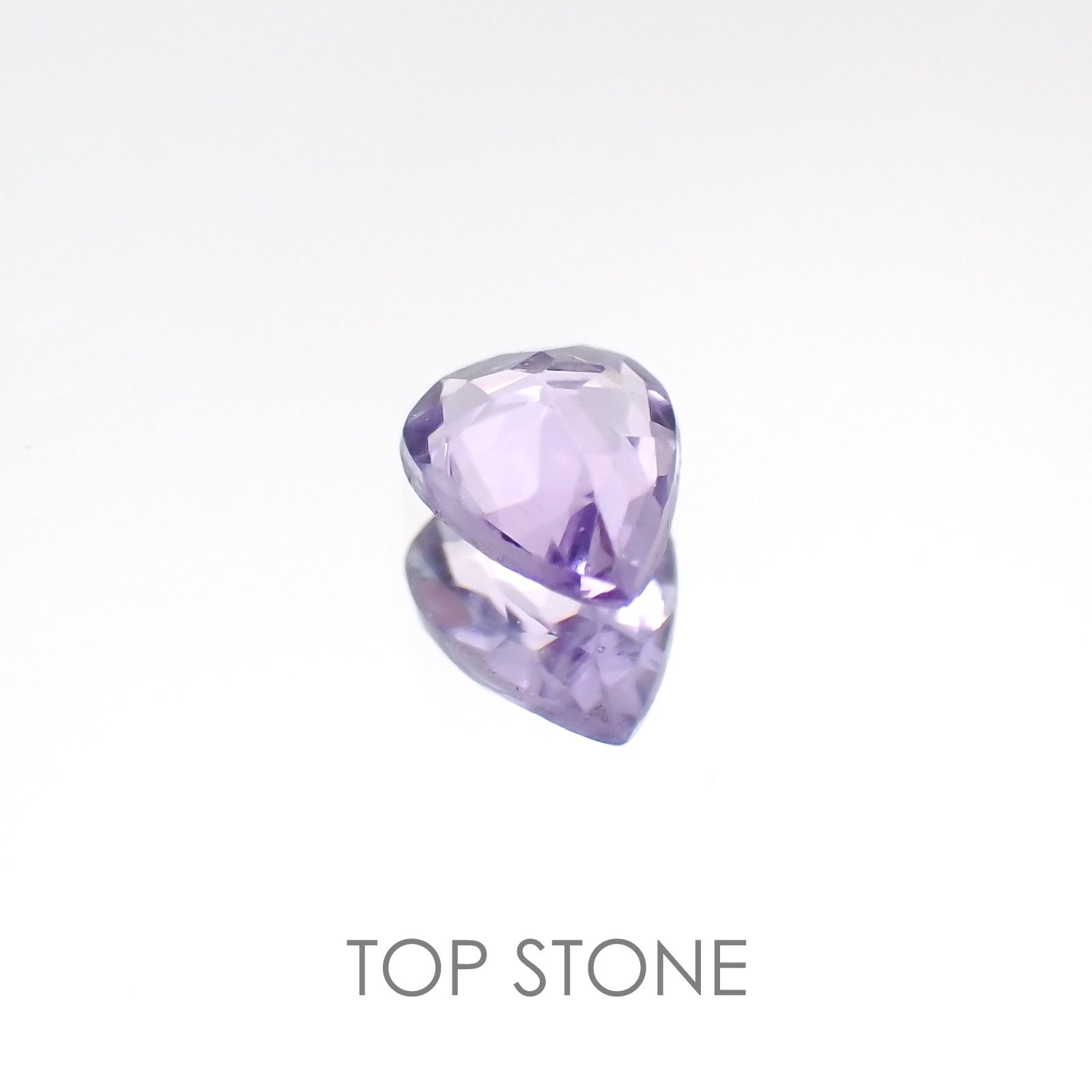 ラベンダーゾイサイト(宝石名ゾイサイト) タンザニア産 0.14ct 識別済[20117456]4.1×3.1mm前後