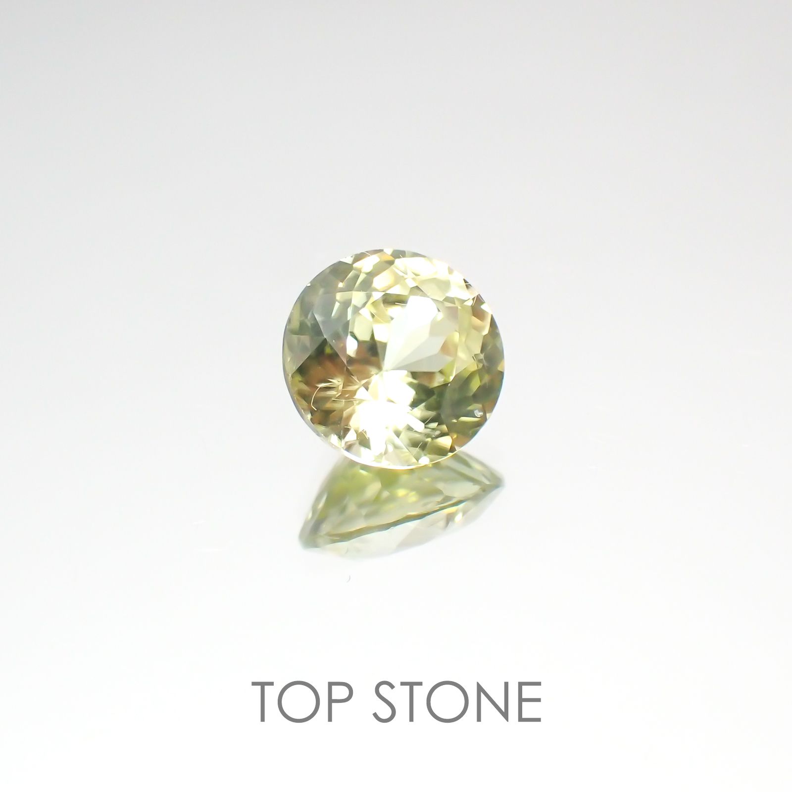 グリーンジルコン スリランカ,カンボジア産 ルース 1.87ct[20208054]7×7mm前後