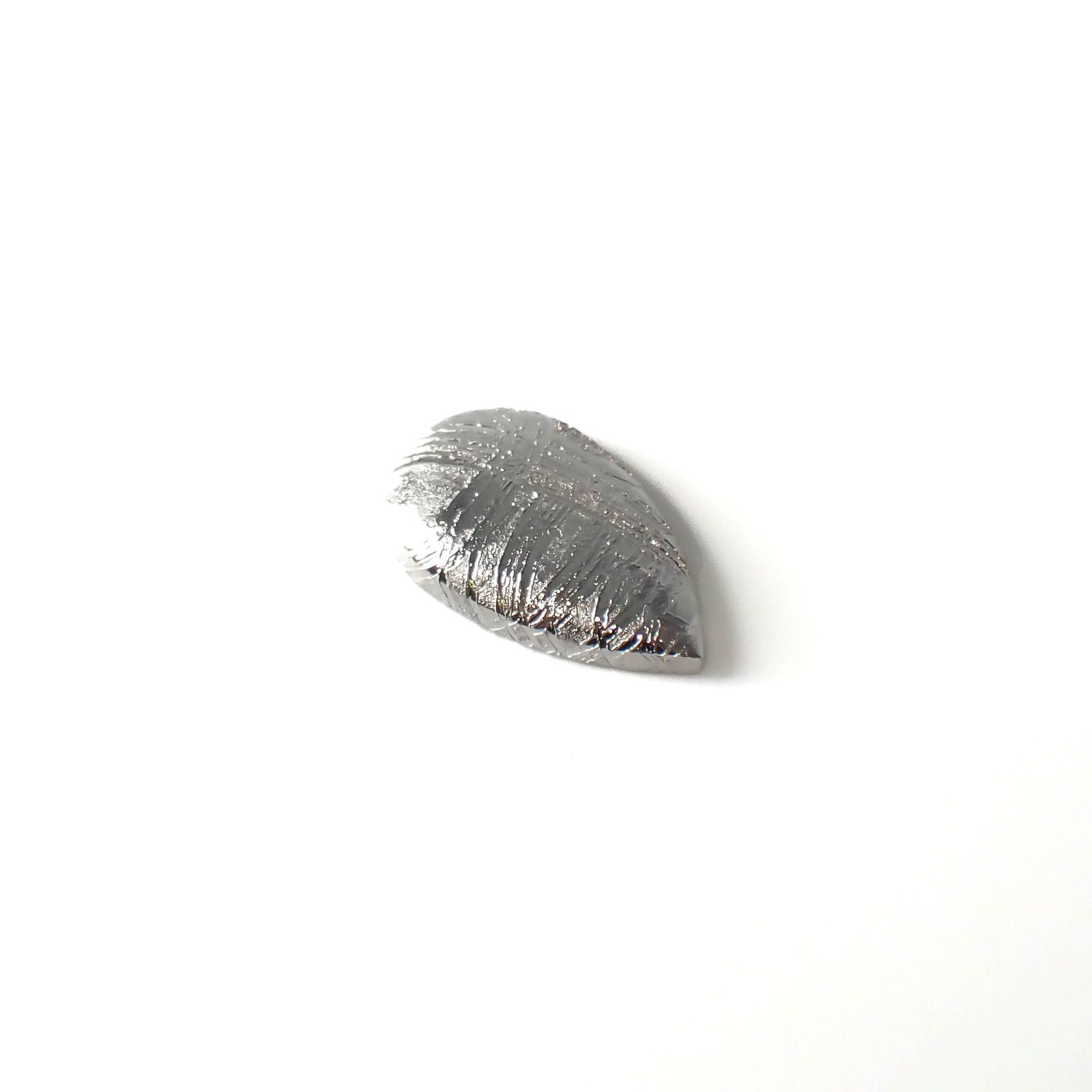 ムオニナルスタ隕石 発見地:スウェーデン 10.12ct[240125801]15.8x9.9mm前後