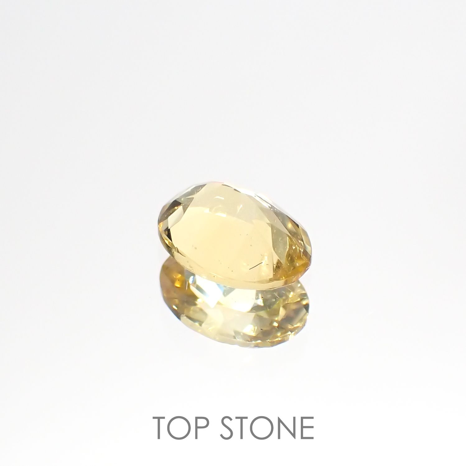 イエローベリル(宝石名イエロー・ベリル)ブラジル産 0.73ct 識別済[220515858]7.1x5.1mm前後