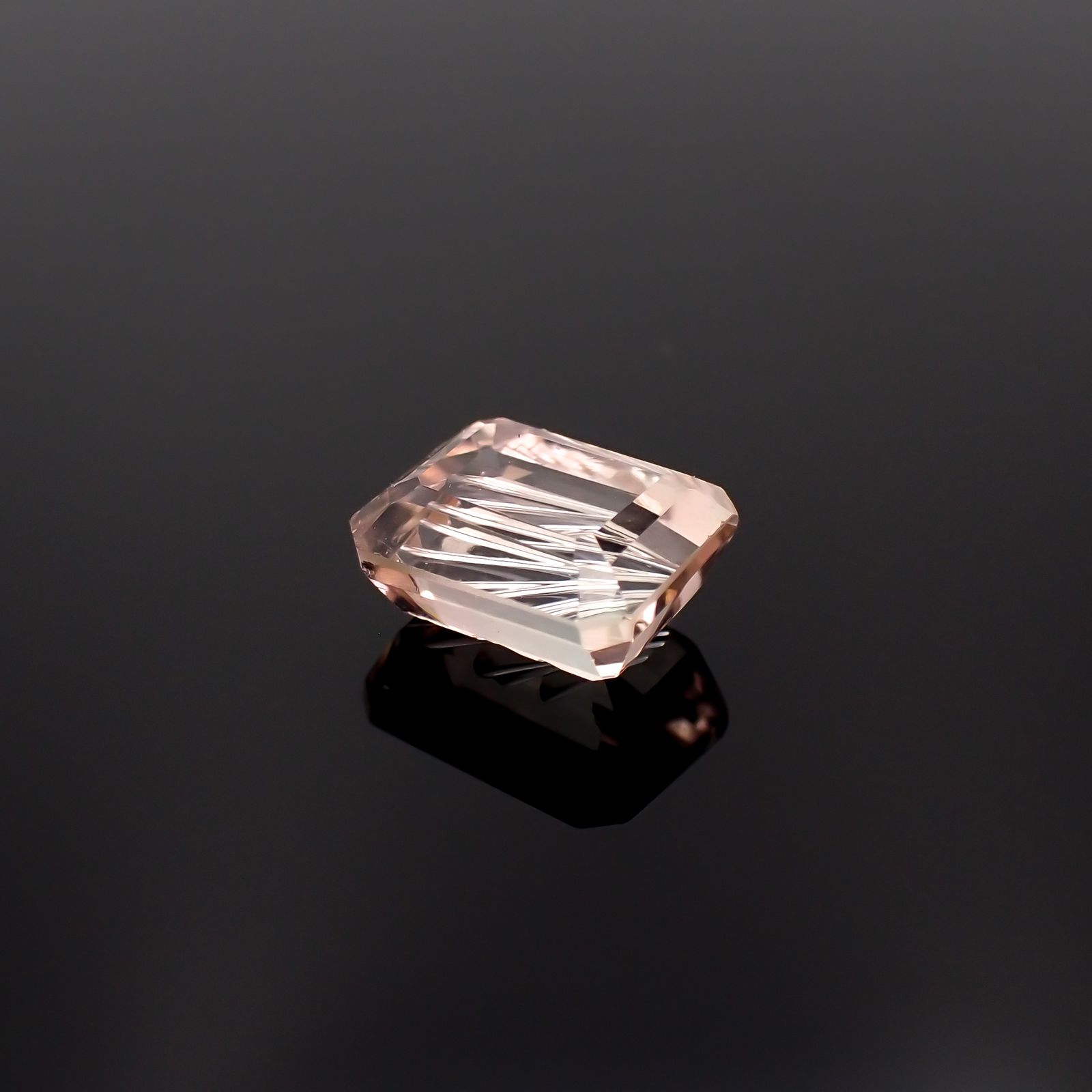 ◇甲州貴石切子Plus Three◇バイカラートルマリン カード付き コンゴ産 2.39ct[231225072]8.3x6.5mm前後