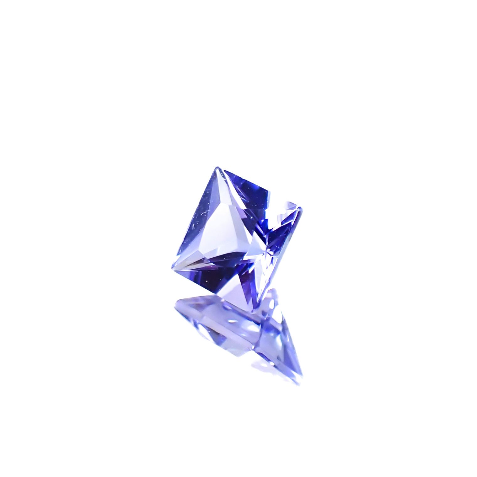 ◇プリンセスカット◇タンザナイト(宝石名タンザナイト)タンザニア産 0.72ct 識別済[250330000]5.1x5mm前後