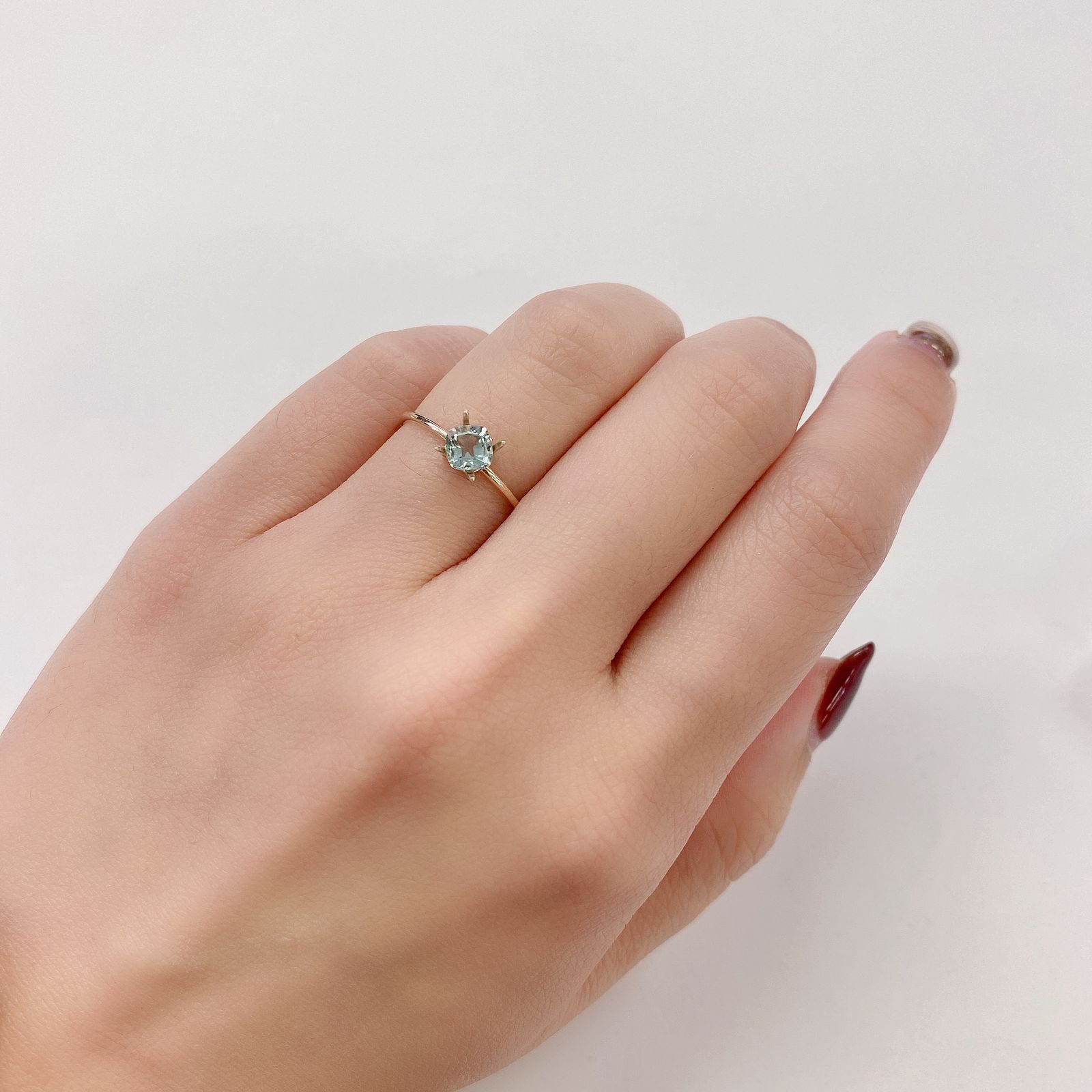 ミントベリル(宝石名グリーン・ベリル) ブラジル産 0.44ct 識別済[21069826]4.6×4.6mm前後