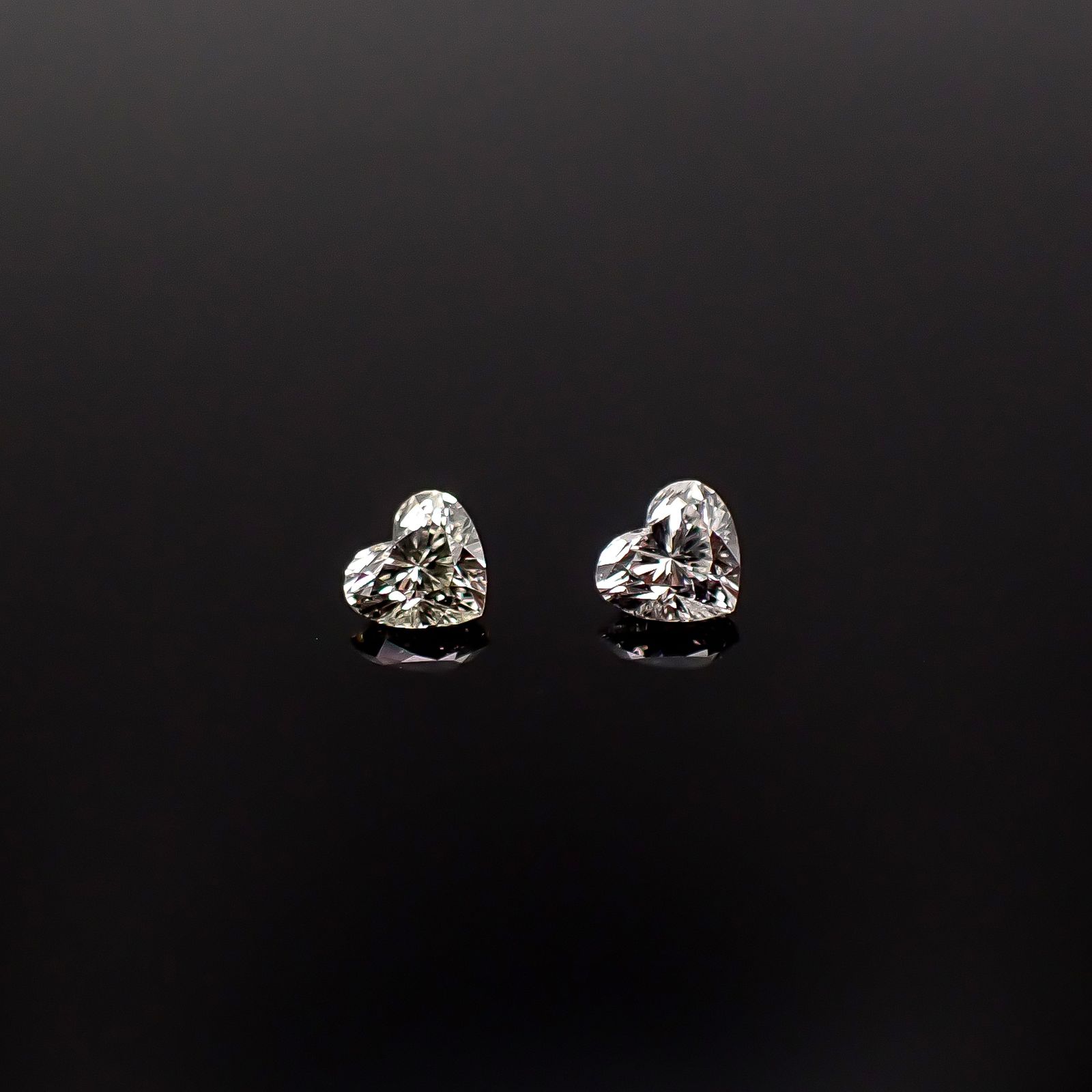 ◇ペアセット◇ダイヤモンド 0.17ct(2pcs合計) / 2.6-2.7x2.9-3.0mm前後 [260431964]