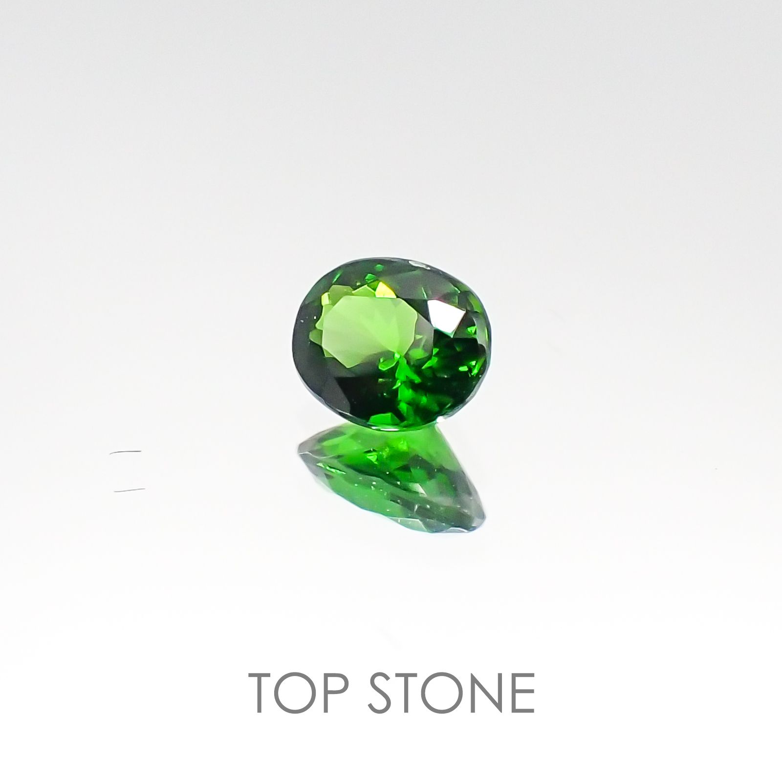 クロムダイオプサイド ロシア産 ルース 0.36ct[20084973]4.9×3.9mm前後