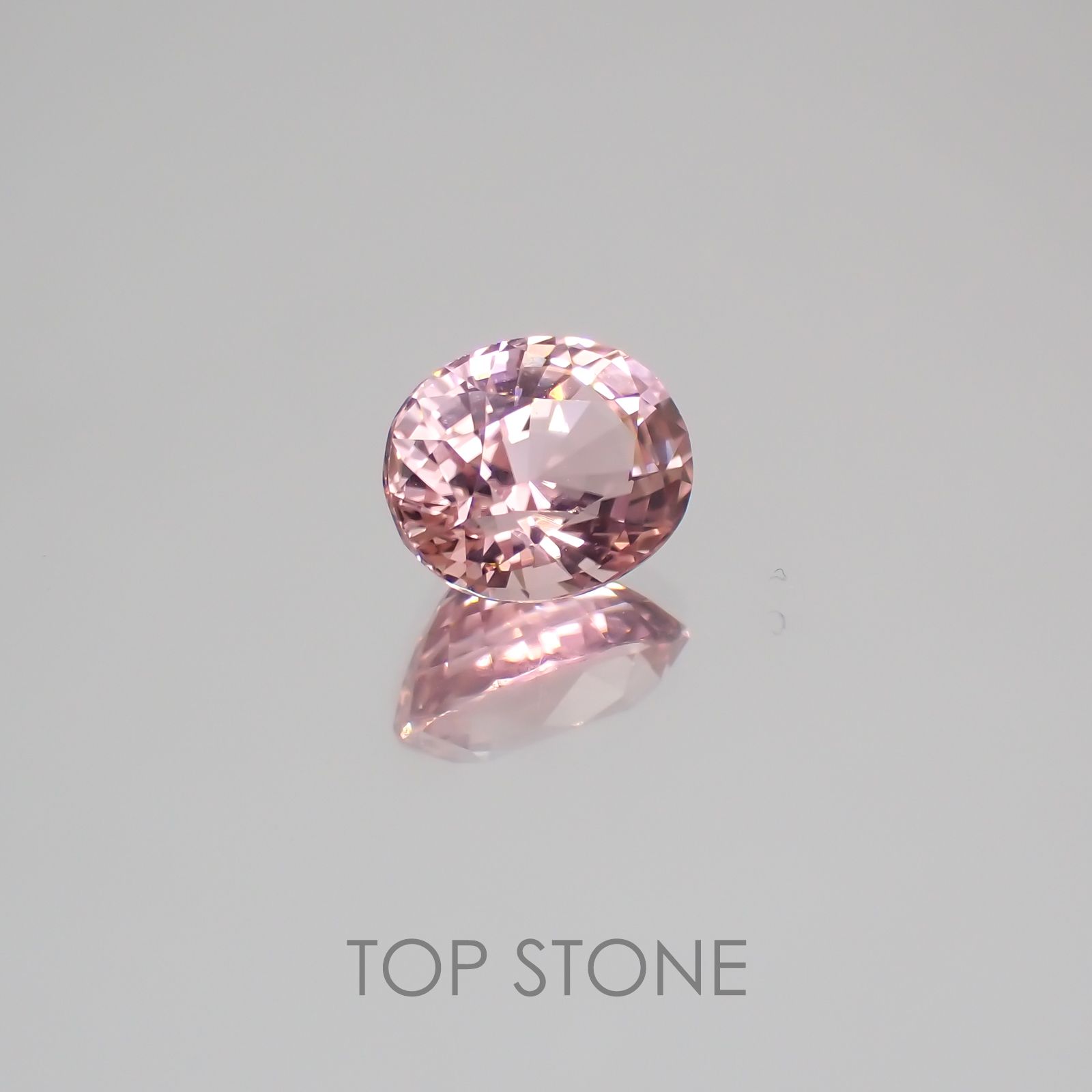 ピンクトルマリン パパラチャカラー(宝石名ピンク・トルマリン) ルワンダ産 1.590ct ソ付(彩珠)[21039972]7.9×6.4mm前後