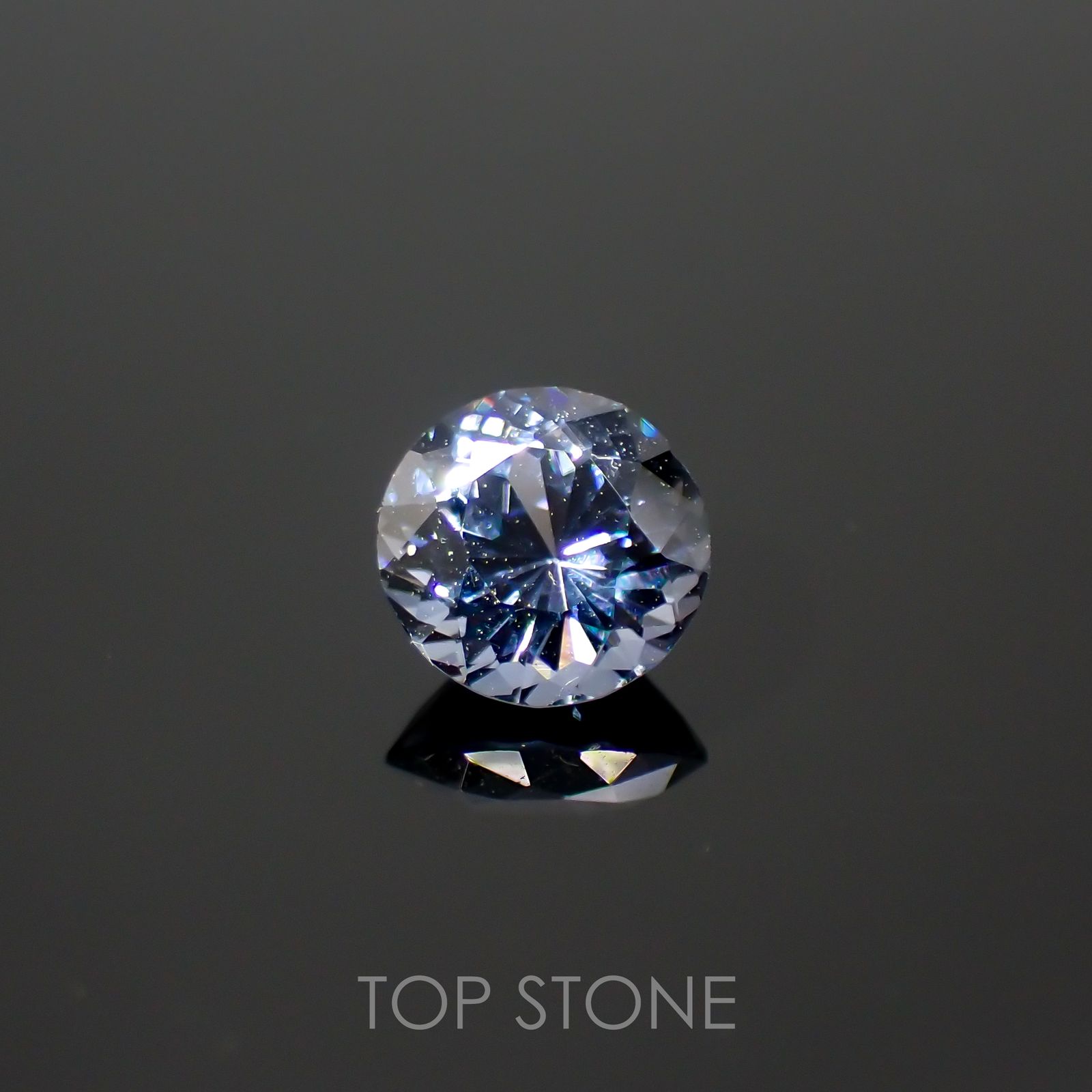 ブルーグレイッシュスピネル(宝石名スピネル)ビルマ/マダガスカル産 0.65ct 識別済[220516052]5.3x5.2mm前後