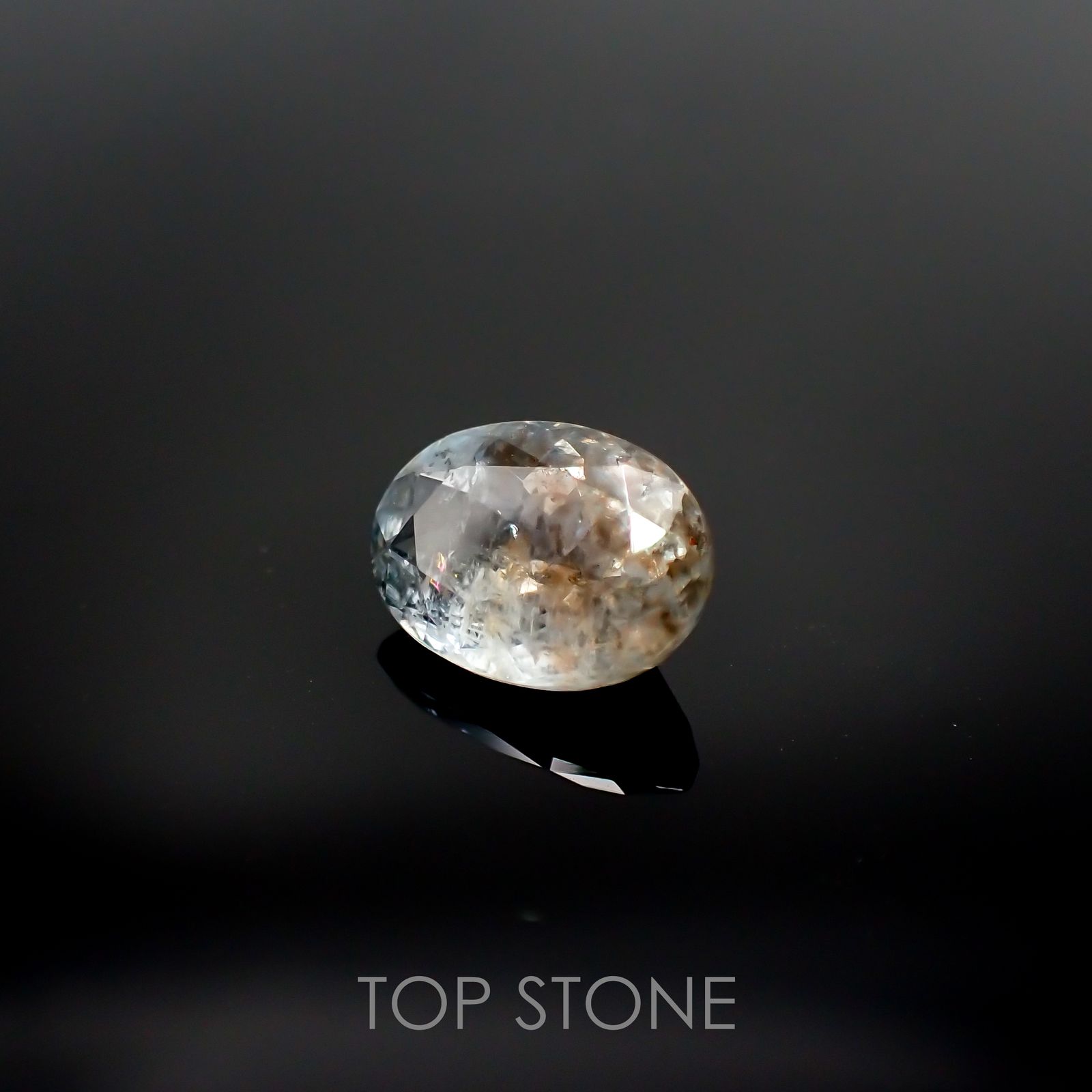 アベンチュリンアクアマリン(宝石名アクアマリン) ナイジェリア産 2.02ct 識別済[210712984]9.8×7.2mm前後
