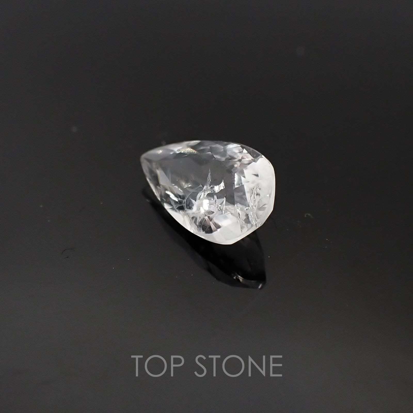 ハイアライトオパール メキシコ産 ルース 0.62ct[20085259]8.4×5mm前後