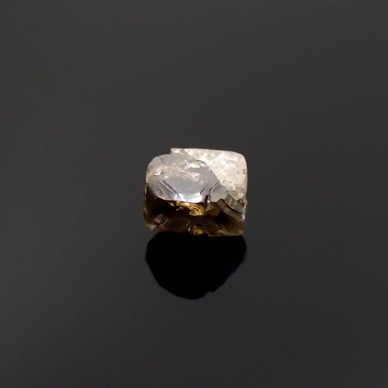ソーヤブルダイヤモンド原石 0.48ct[230119759]4.7x4.2mm前後