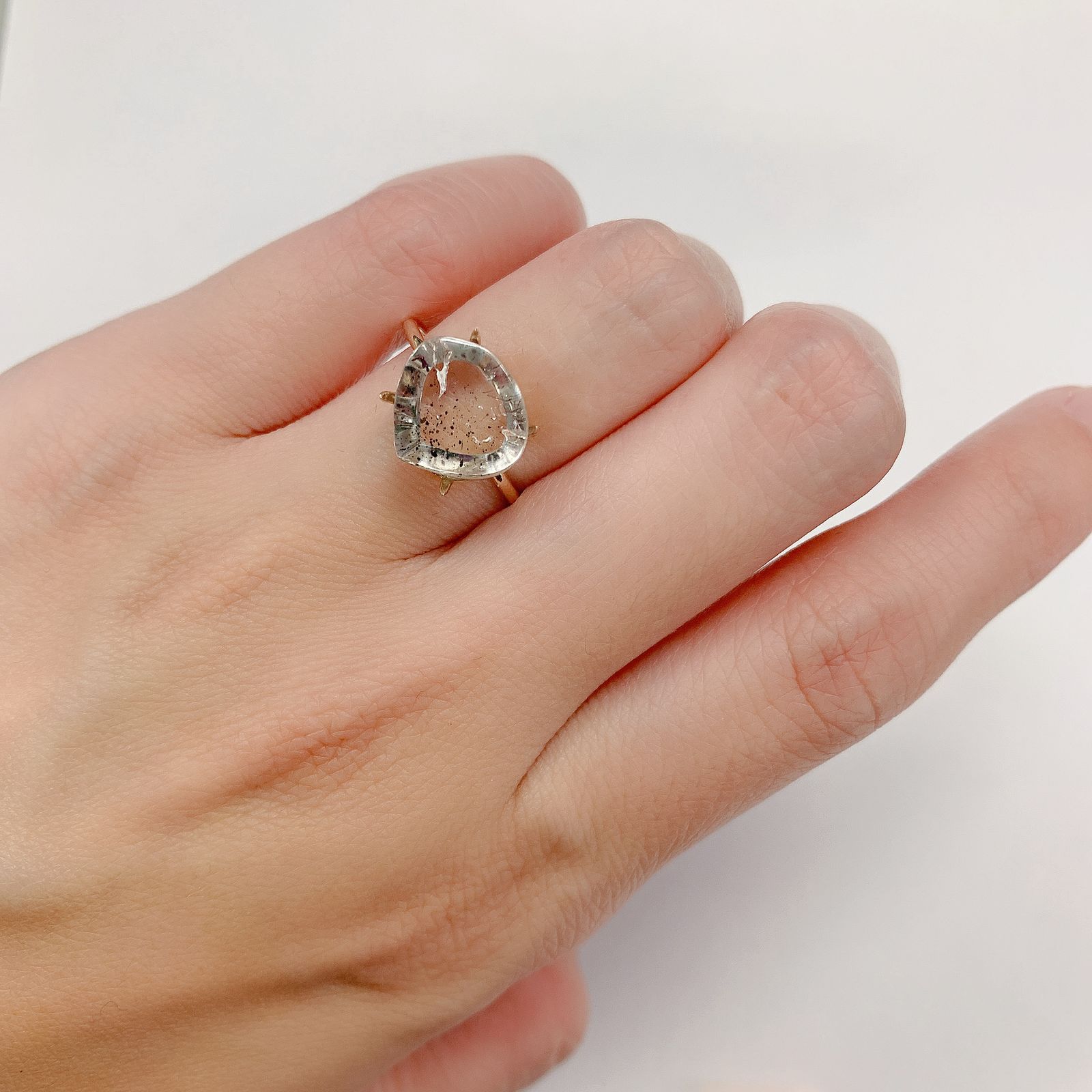 ティンカーベルクォーツ ブラジル産 3.68ct[210811961]10.2×11mm前後