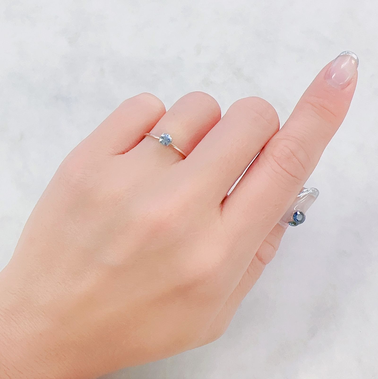 モンタナサファイア(宝石名サファイア)アメリカ・モンタナ州産 0.36ct 識別済[230622433]4.1x4mm前後