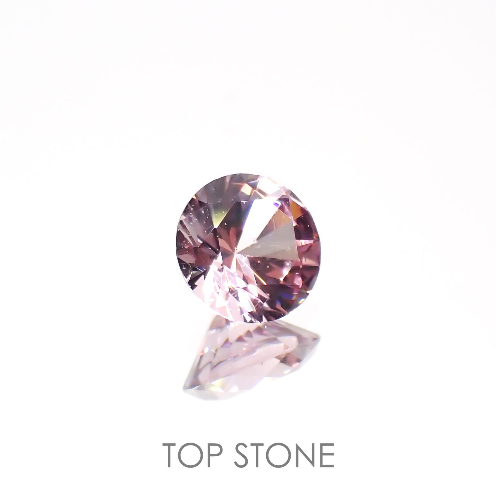 カラーシフトマラヤガーネット(宝石名ガーネット)タンザニア産 0.22ct 識別済[220616429]3.7x3.7mm前後