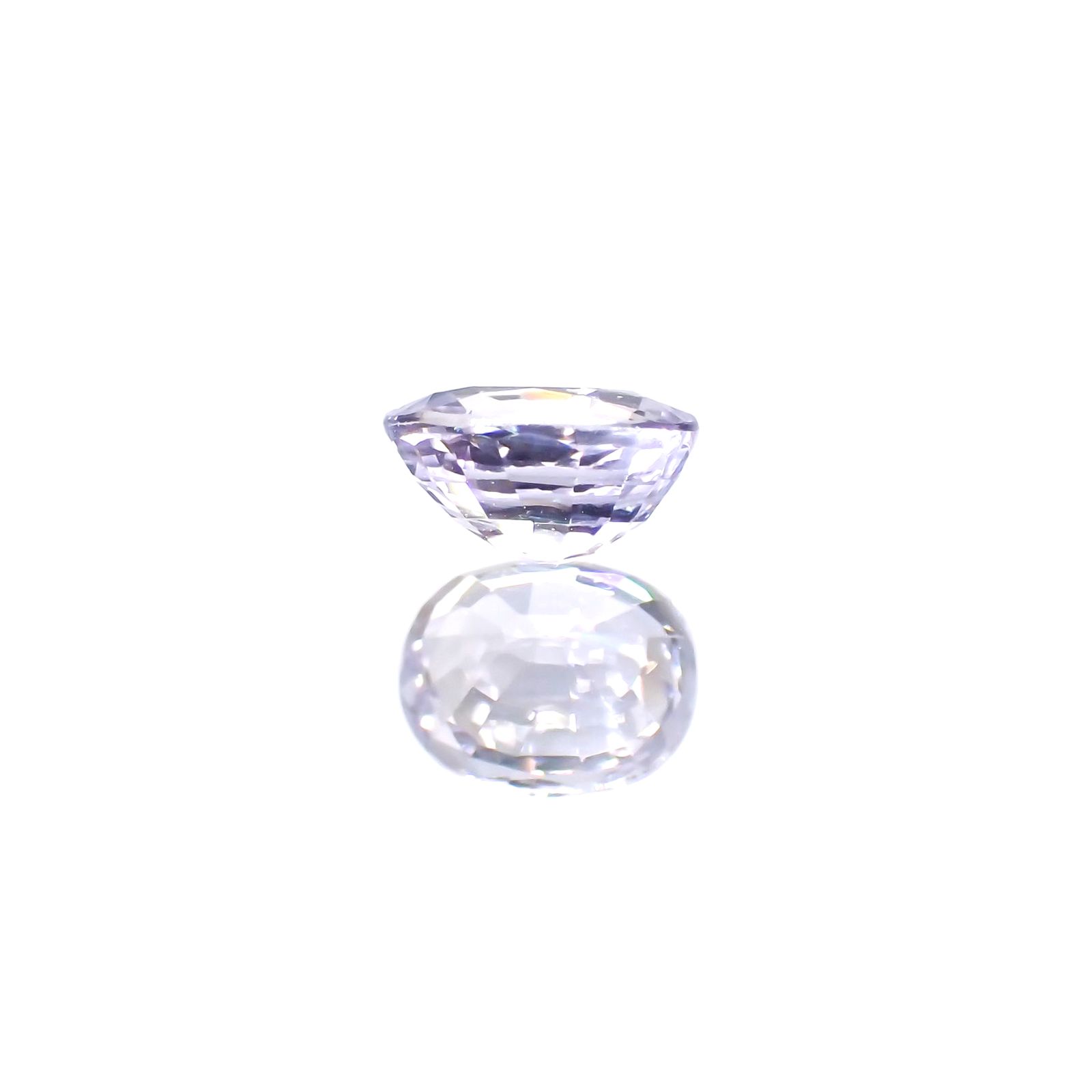 ラベンダーサファイア(宝石名サファイア) マダガスカル/スリランカ産 0.97ct 識別済[210912510]6.2×5mm前後
