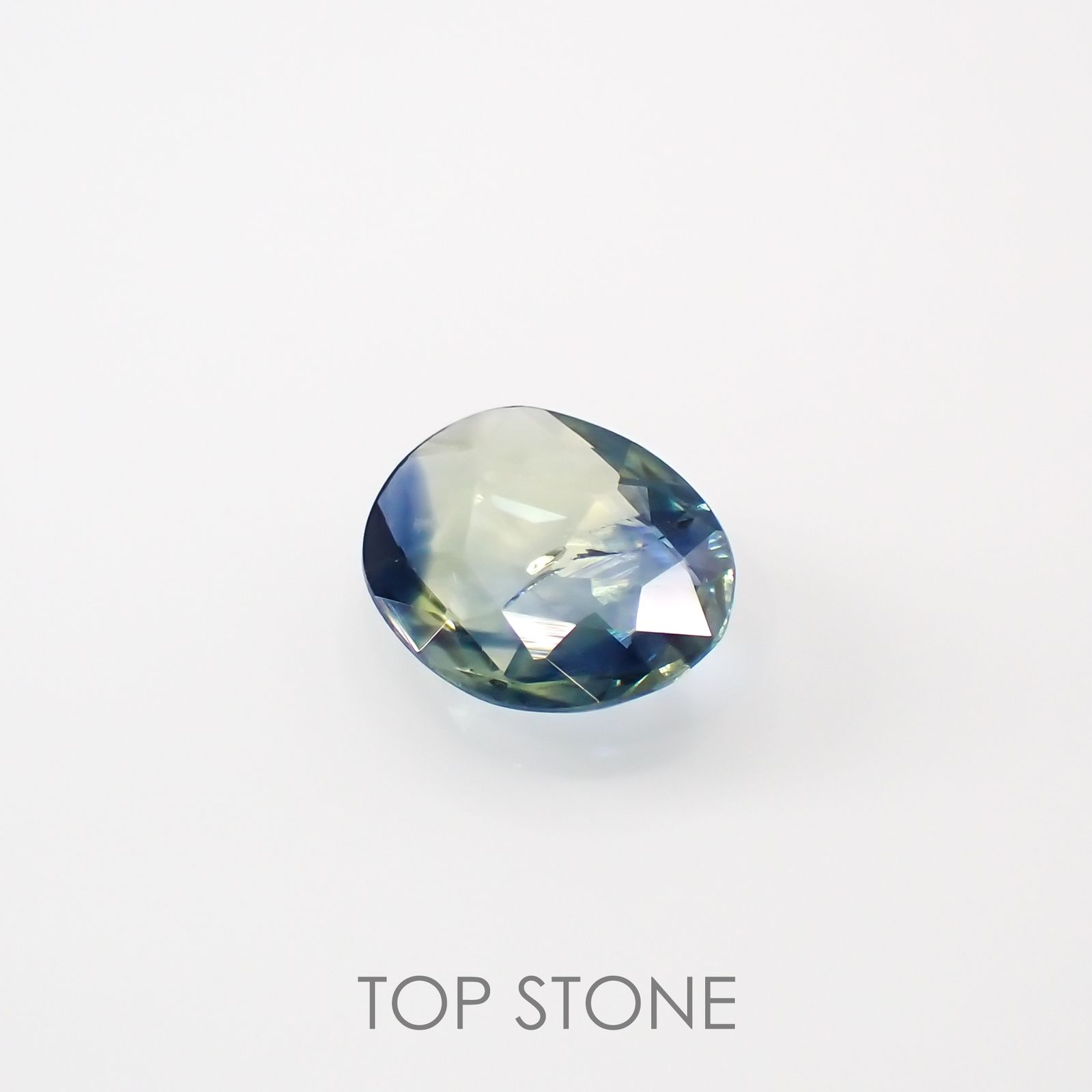 ◇ローズカット◇バイカラーサファイア(宝石名バイカラー・サファイア) マダガスカル産 0.56ct 識別済[210913206]6.5×5.2mm前後