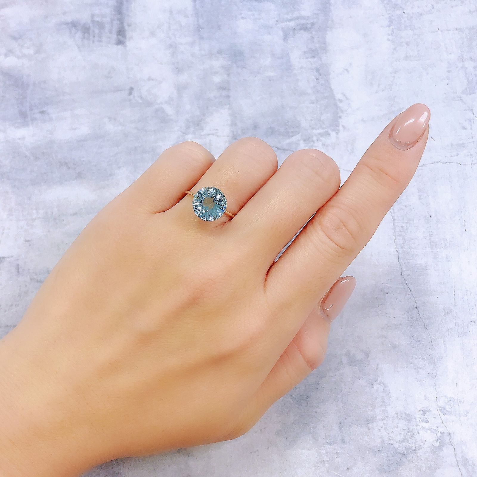 ◇カスタムカット◇ブルートパーズ ブラジル産 4.37ct [251219329]9.9x9.9mm前後