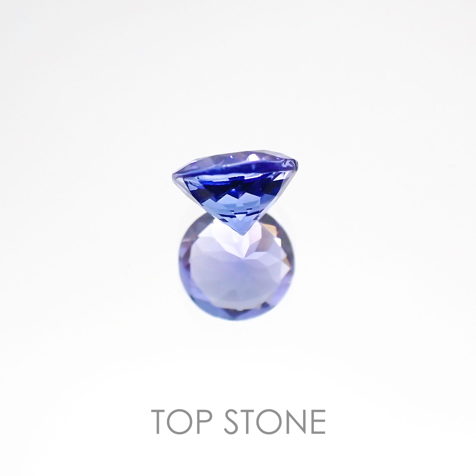 タンザナイト(宝石名タンザナイト) タンザニア産 0.52ct 識別済[20117206]5.1×5mm前後