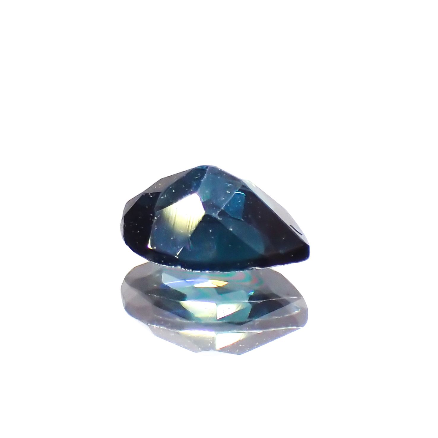 インディゴライト ブラジル/アフリカ産 0.27ct[230923522]5x3.9mm前後