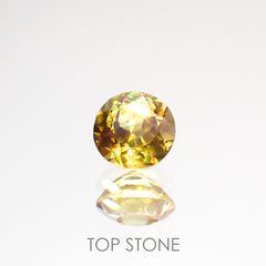 ゴールデンスフェーン(宝石名スフェーン) マダガスカル産 0.57ct 識別済[210812766]4.9×4.9mm前後