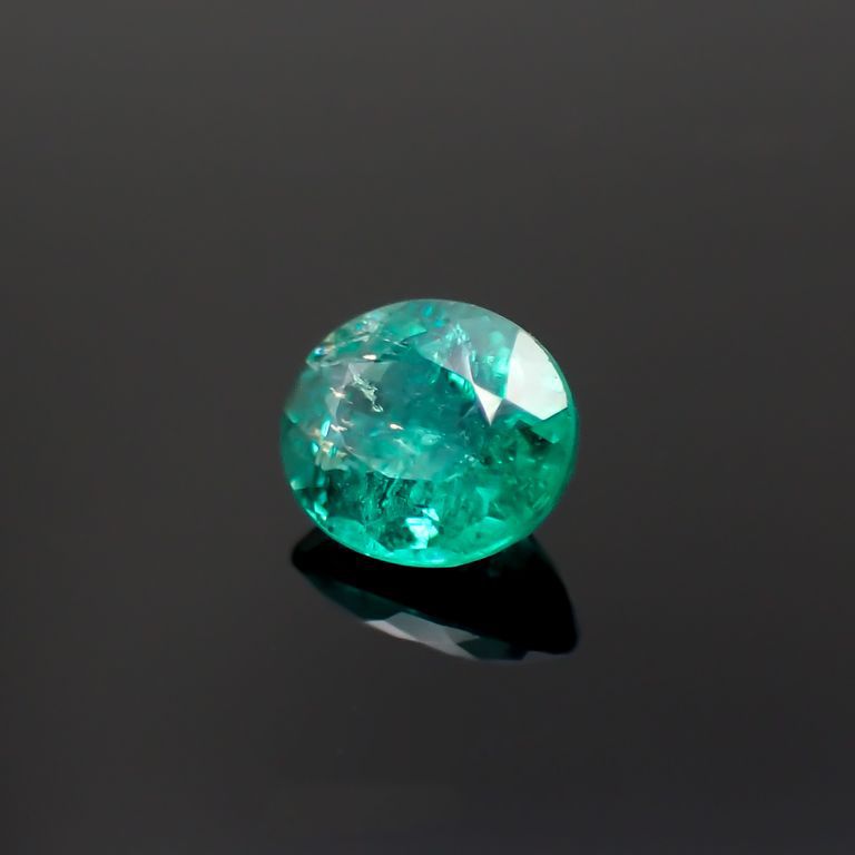 パライバトルマリン(宝石名トルマリン/別名パライバ・トルマリン)ブラジル・パライバ州バターリャ鉱山産 0.49ct GIA鑑付[221018800]5.3x4.6mm前後