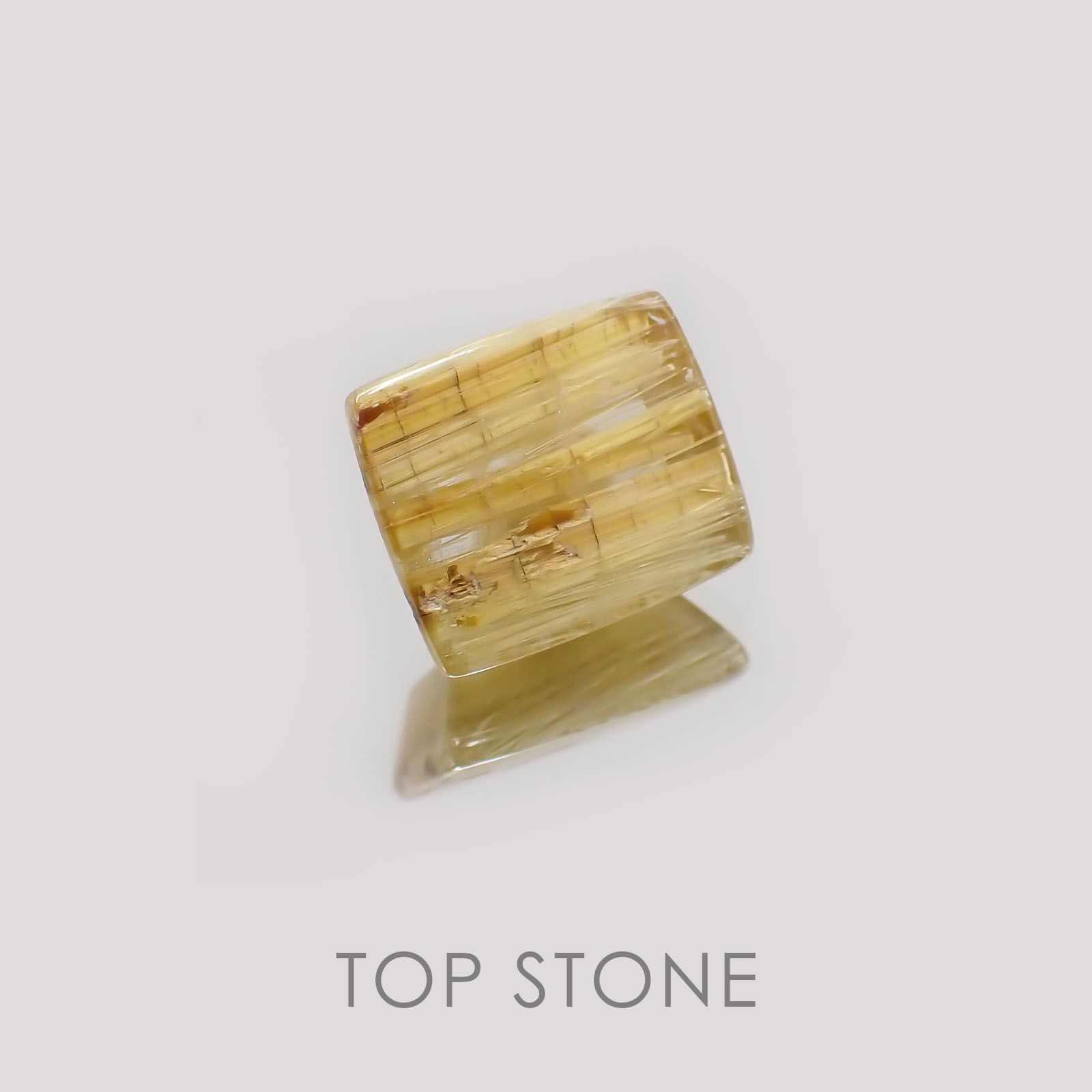 タイチンルチルクォーツ ブラジル産 ルース 3.1ct[21019177]9.9×8.3mm前後